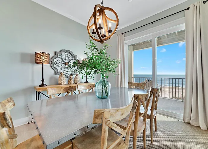 Pineapple Paradise By Gsvr - Stunning Beachfront Escape With Heated Pool - Free Activities And Golf *