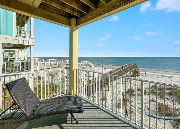 Pineapple Paradise By Gsvr - Stunning Beachfront Escape With Heated Pool - Free Activities And Golf
