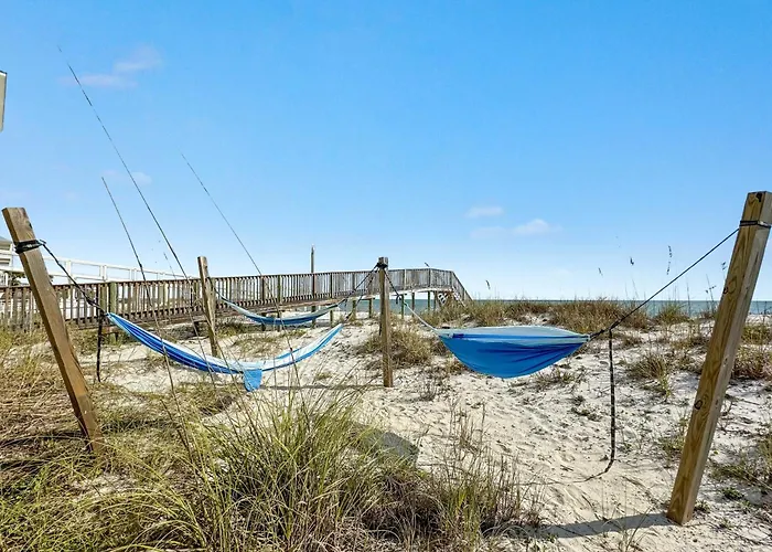 Pineapple Paradise By Gsvr - Stunning Beachfront Escape With Heated Pool - Free Activities And Golf * Gulf Shores